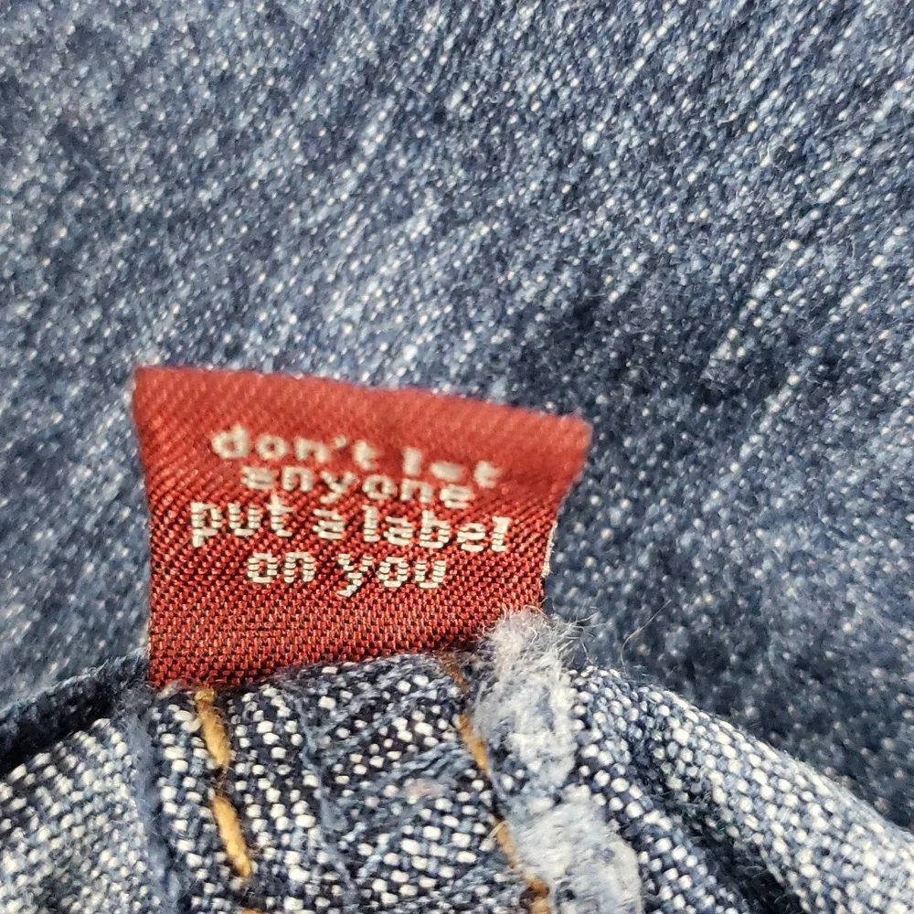 LEI -Ashley' low-rise Bootcut stretchy jeans - Picture 10 of 11